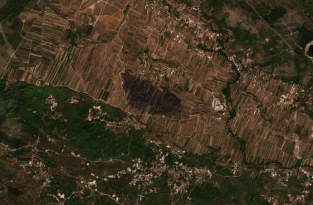 Burned area near Donji Proložac from space