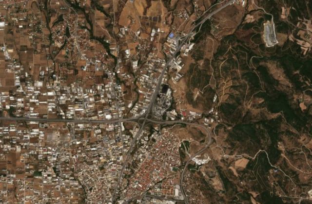 Burned area near Efkarpía from space